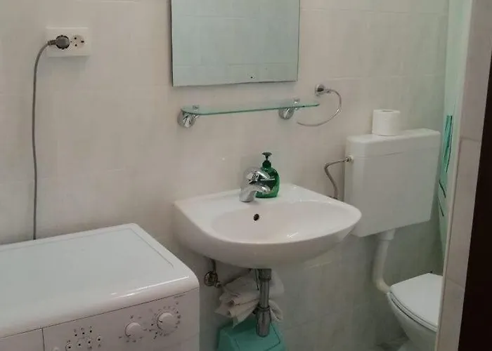 Marita - Two Bedroom 公寓 *