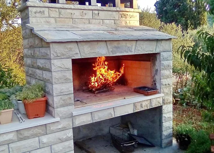 Marita - Two Bedroom * 科尔丘拉