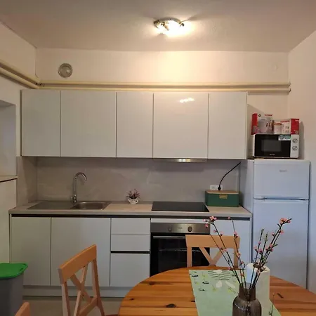 Marita - Two Bedroom Appartement Korčula